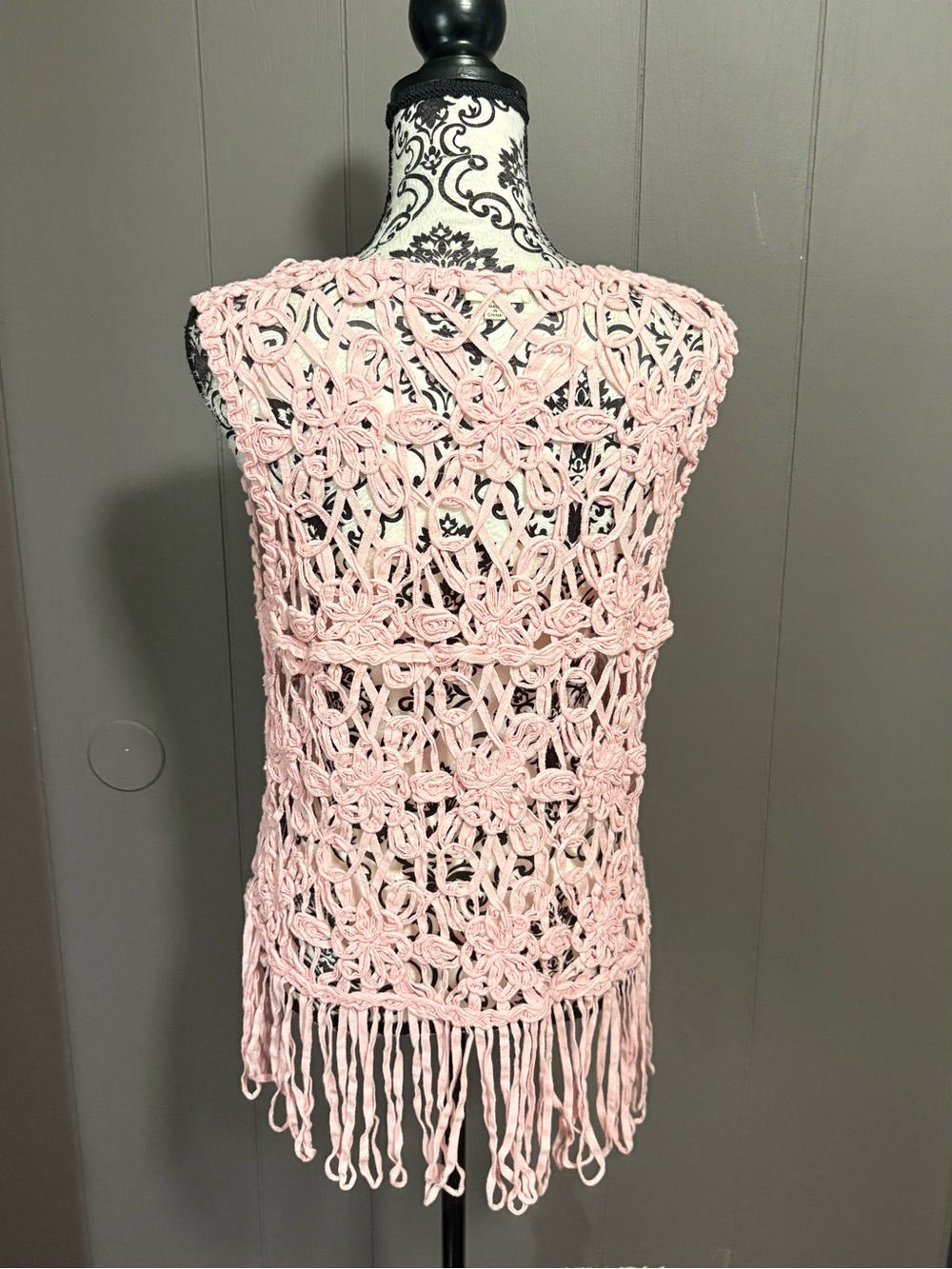 POL Pink Crocheted Knit Fringe Sleeveless Top - Picture 3 of 7